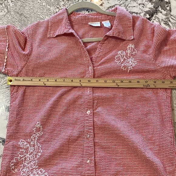 Shirt - Picture 6 of 10